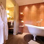 Krapi Hotel 4*